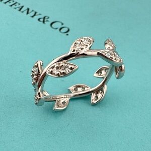 Tiffany & Co. Paloma Picasso Olive Leaf Ring 18k White Gold with Diamonds Narrow